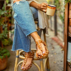 Kelsi Dagger Brooklyn Surface Thong Tan